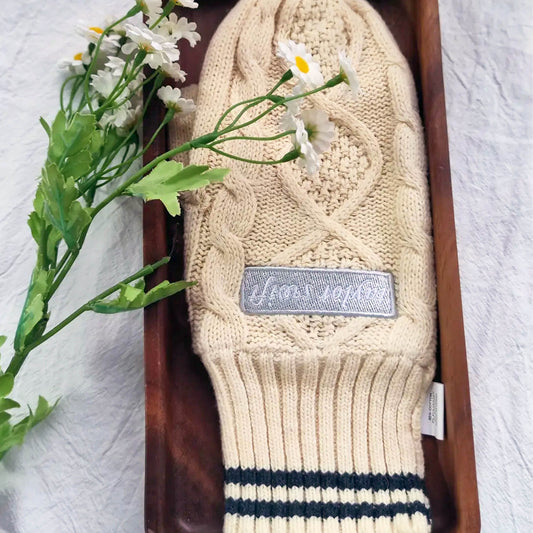Embroidery Cream Knitted Baking Glove
