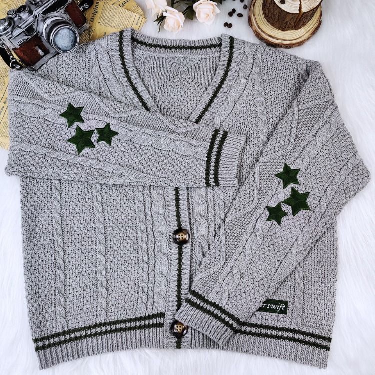 Folklore Green Stars Embroidery Gray Holiday Limited Cardigan